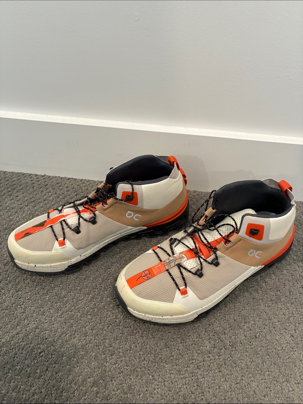 On Running Men’s Mid-Top Trail Sneakers in White, Tan & Orange
